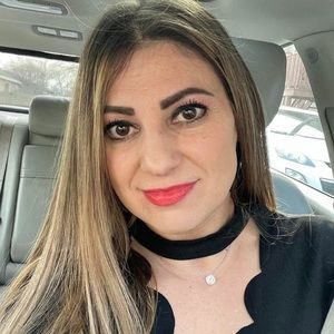 Meet your Posher, Gabriela